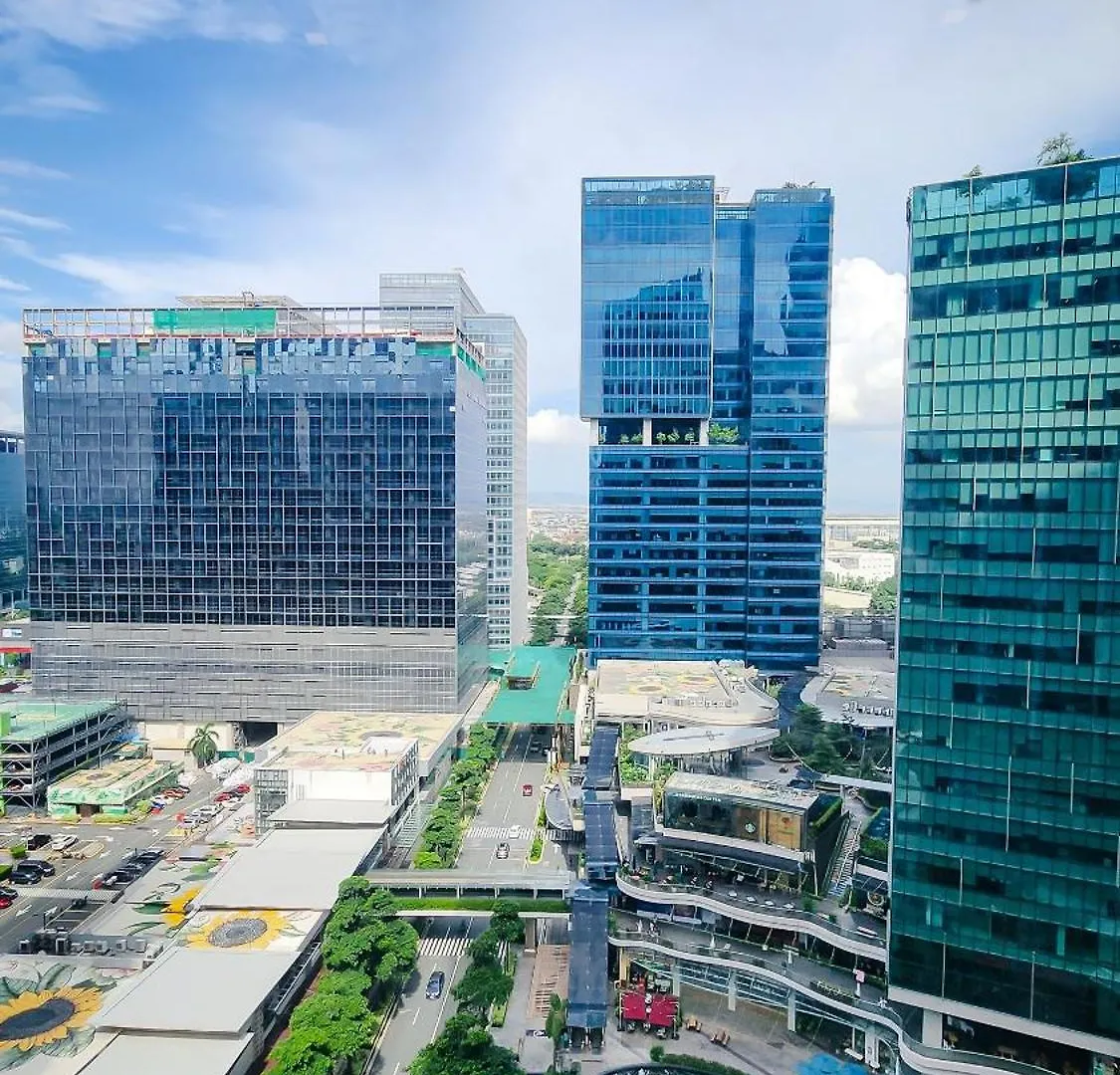 Angeliz Suites, Spacious Open Plan And Spectacular View At The 19Th, Walk To Uptown Mall Manila Apartment