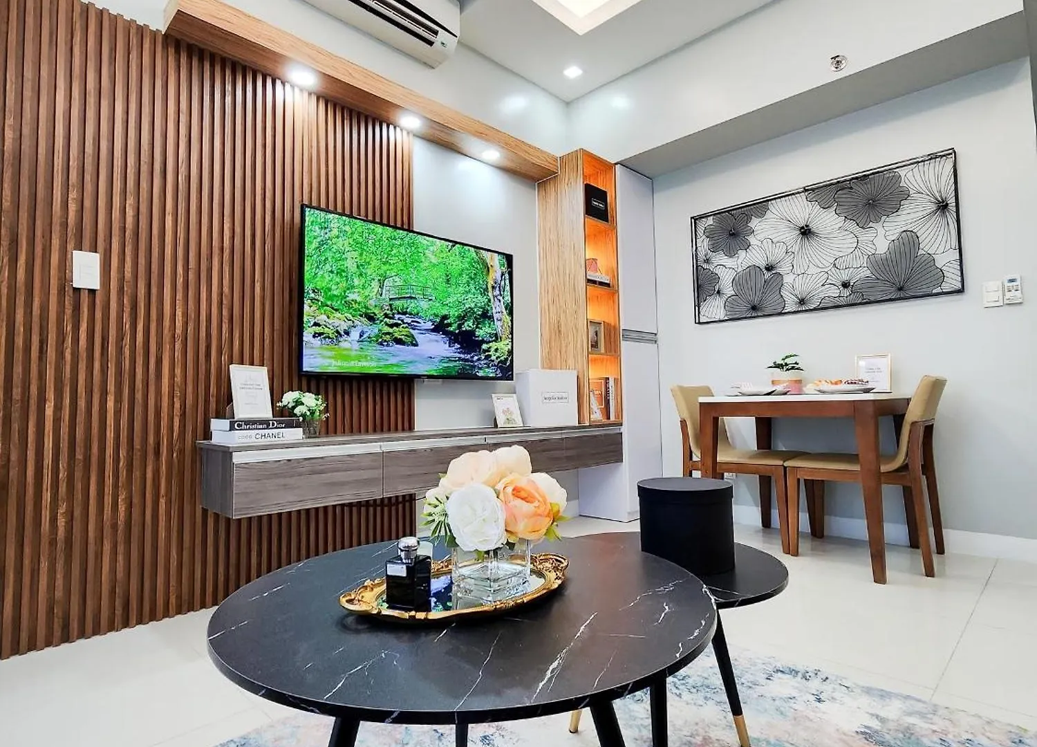 Angeliz Suites, Spacious Open Plan And Spectacular View At The 19Th, Walk To Uptown Mall Manila