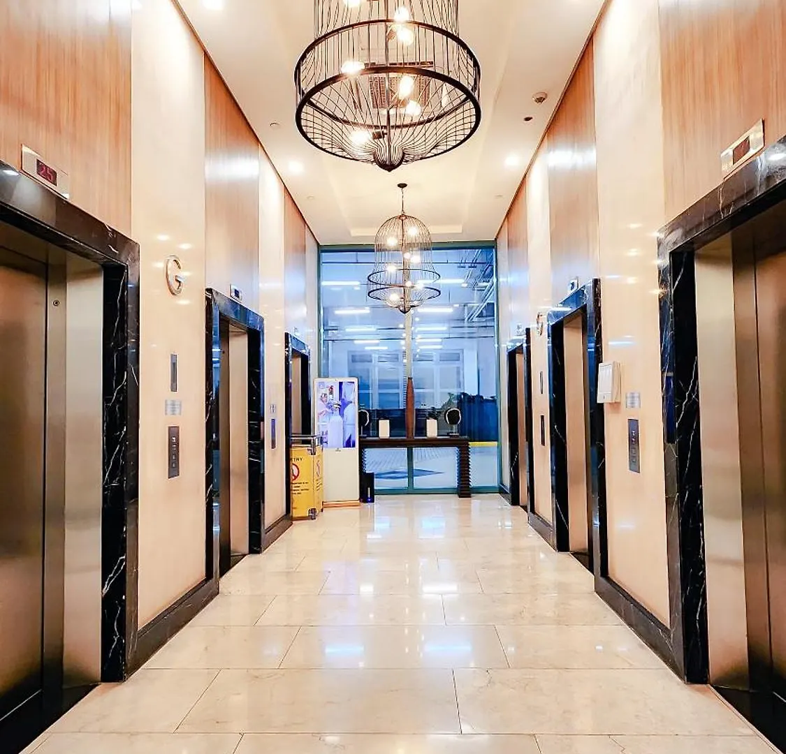 Apartment Angeliz Suites, Spacious Open Plan And Spectacular View At The 19Th, Walk To Uptown Mall Manila Philippines