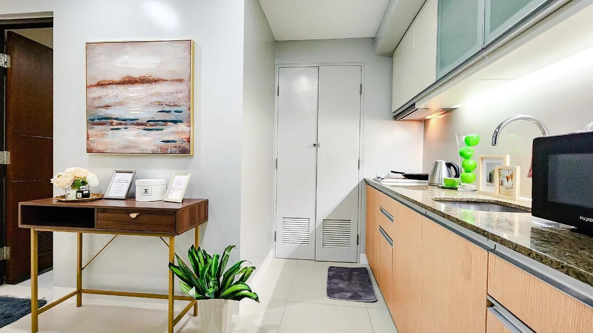 Angeliz Suites, Spacious Open Plan And Spectacular View At The 19Th, Walk To Uptown Mall Manila