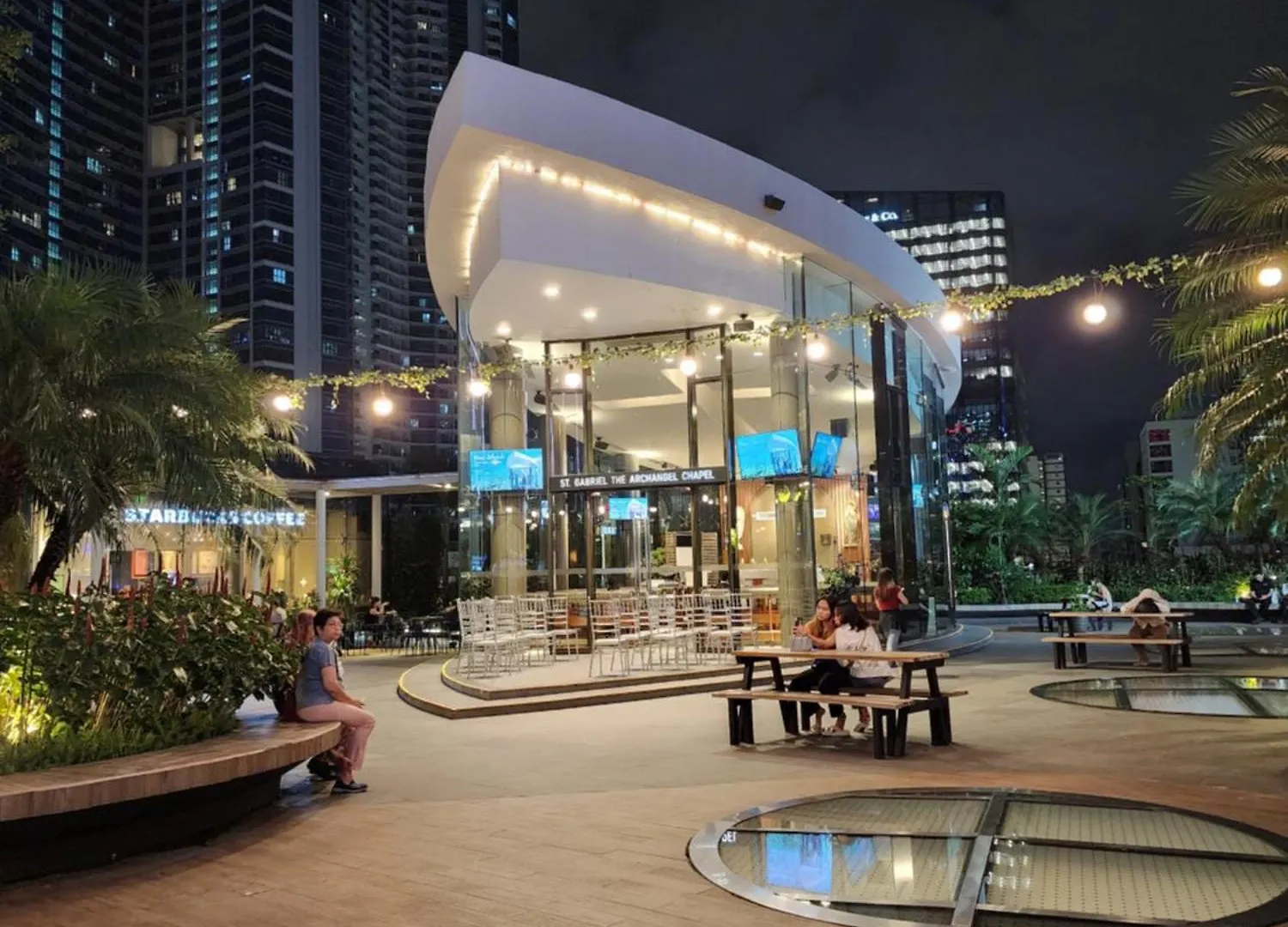 Angeliz Suites, Spacious Open Plan And Spectacular View At The 19Th, Walk To Uptown Mall Manila Philippines