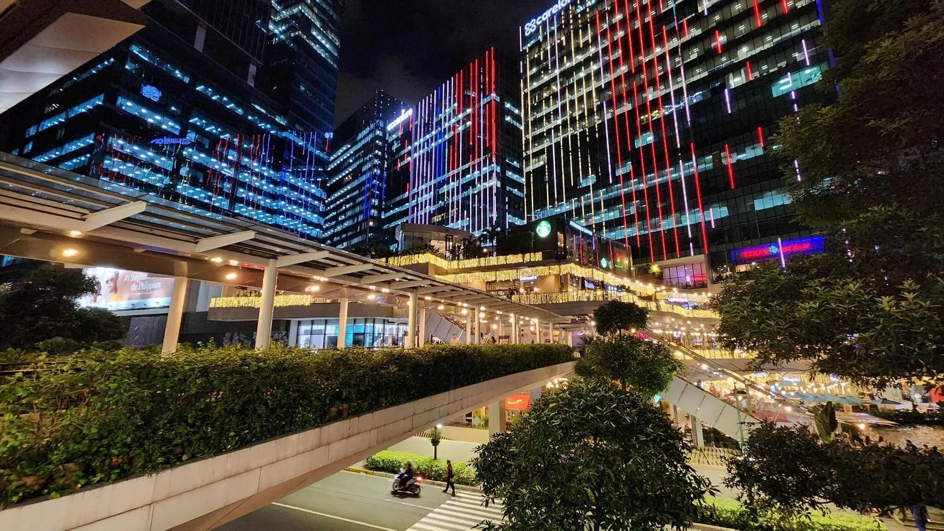 Angeliz Suites, Spacious Open Plan And Spectacular View At The 19Th, Walk To Uptown Mall Manila